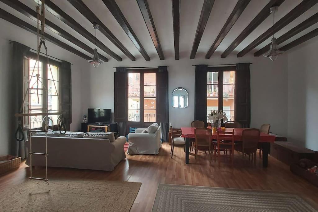 Small Room In Sants With Huge Terrace Barcelona Eksteriør bilde